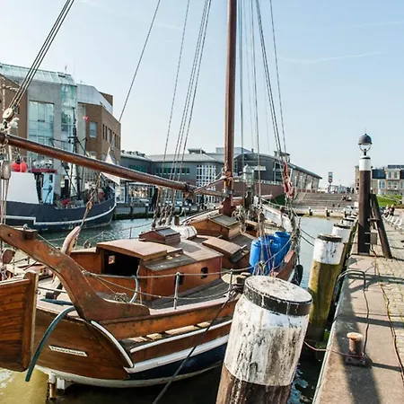 Weisse 3 2 Annis Strandnest Бюзум