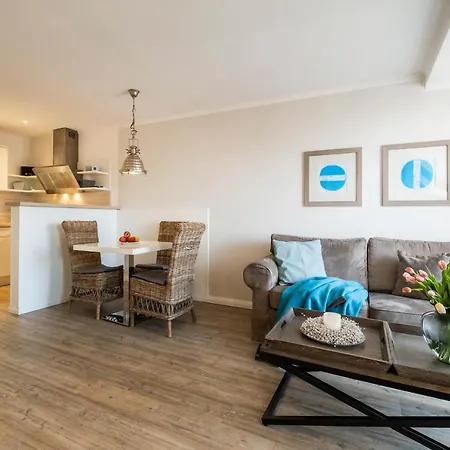 Weisse 3 2 Annis Strandnest * Бюзум